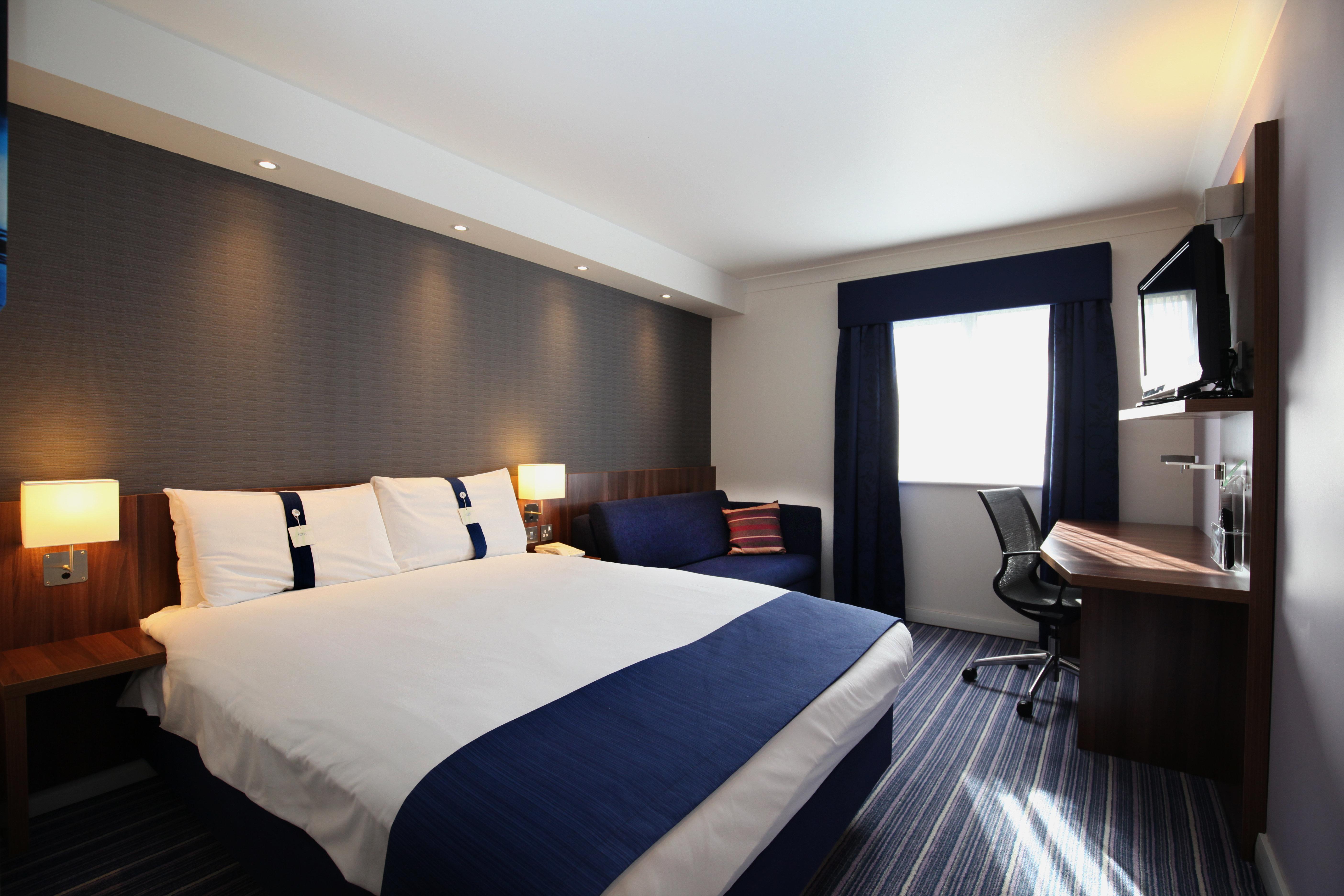 Holiday Inn Express London Gatwick Crawley, An Ihg Hotel Exteriér fotografie