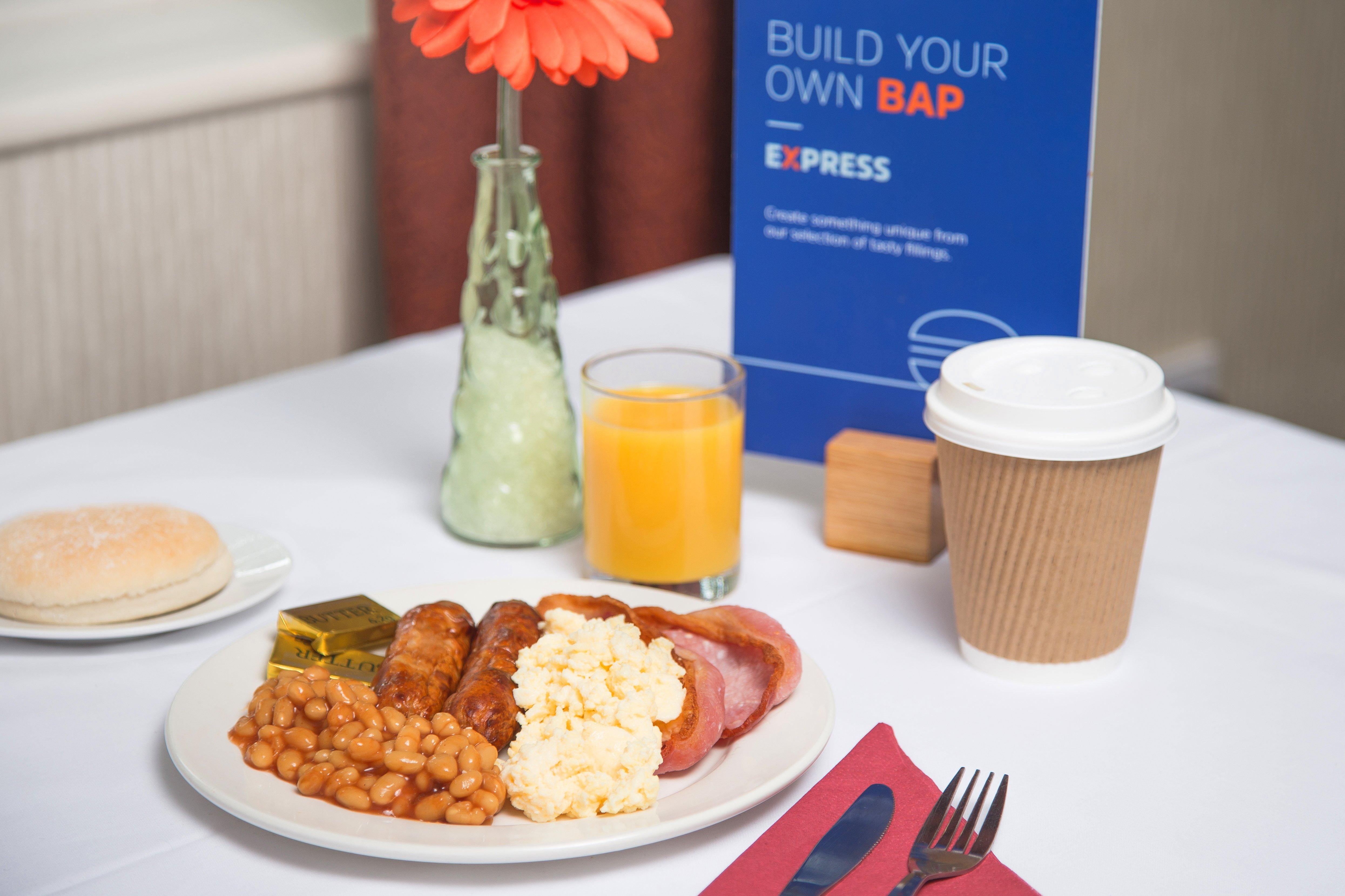 Holiday Inn Express London Gatwick Crawley, An Ihg Hotel Exteriér fotografie