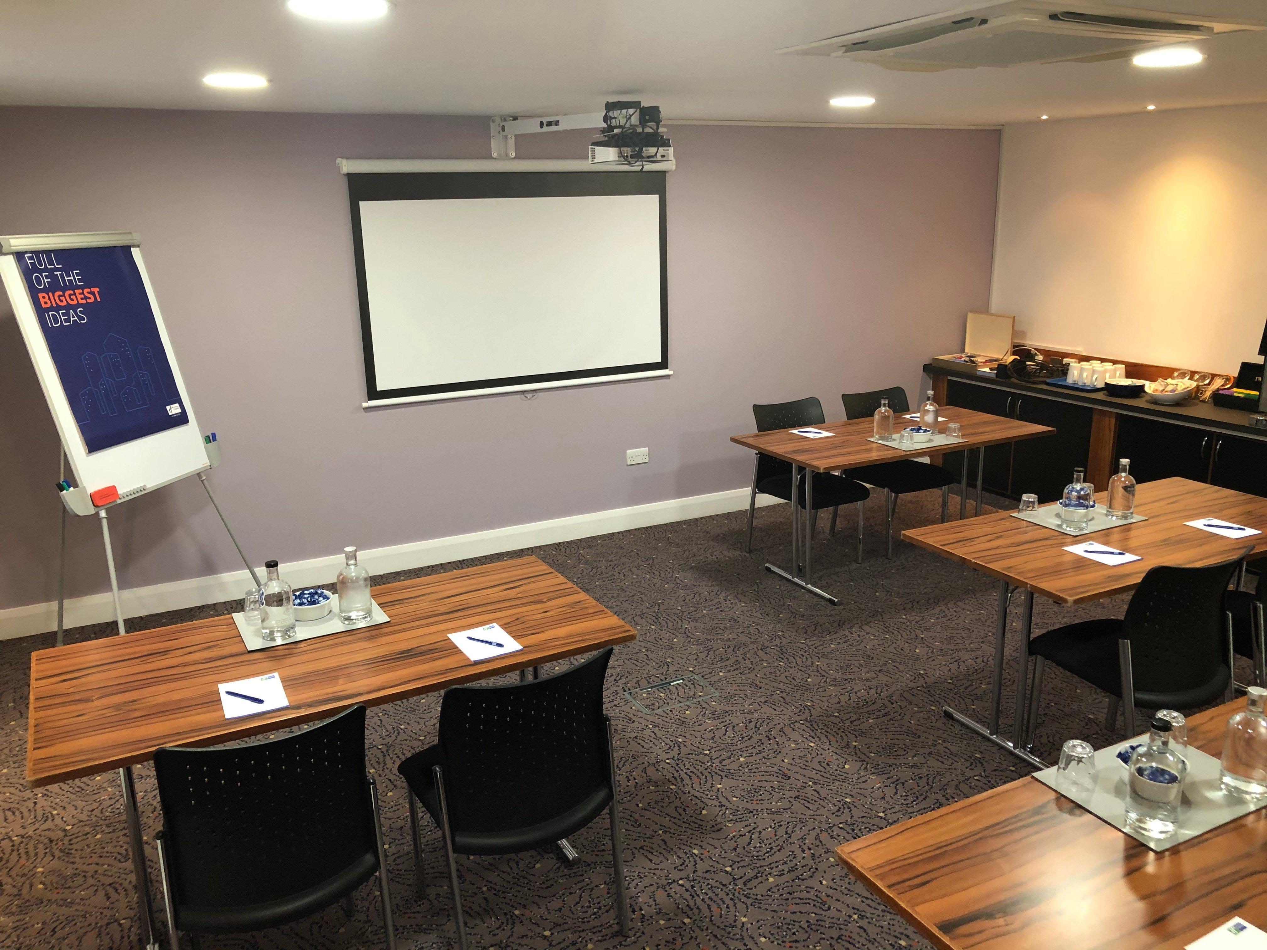 Holiday Inn Express London Gatwick Crawley, An Ihg Hotel Exteriér fotografie