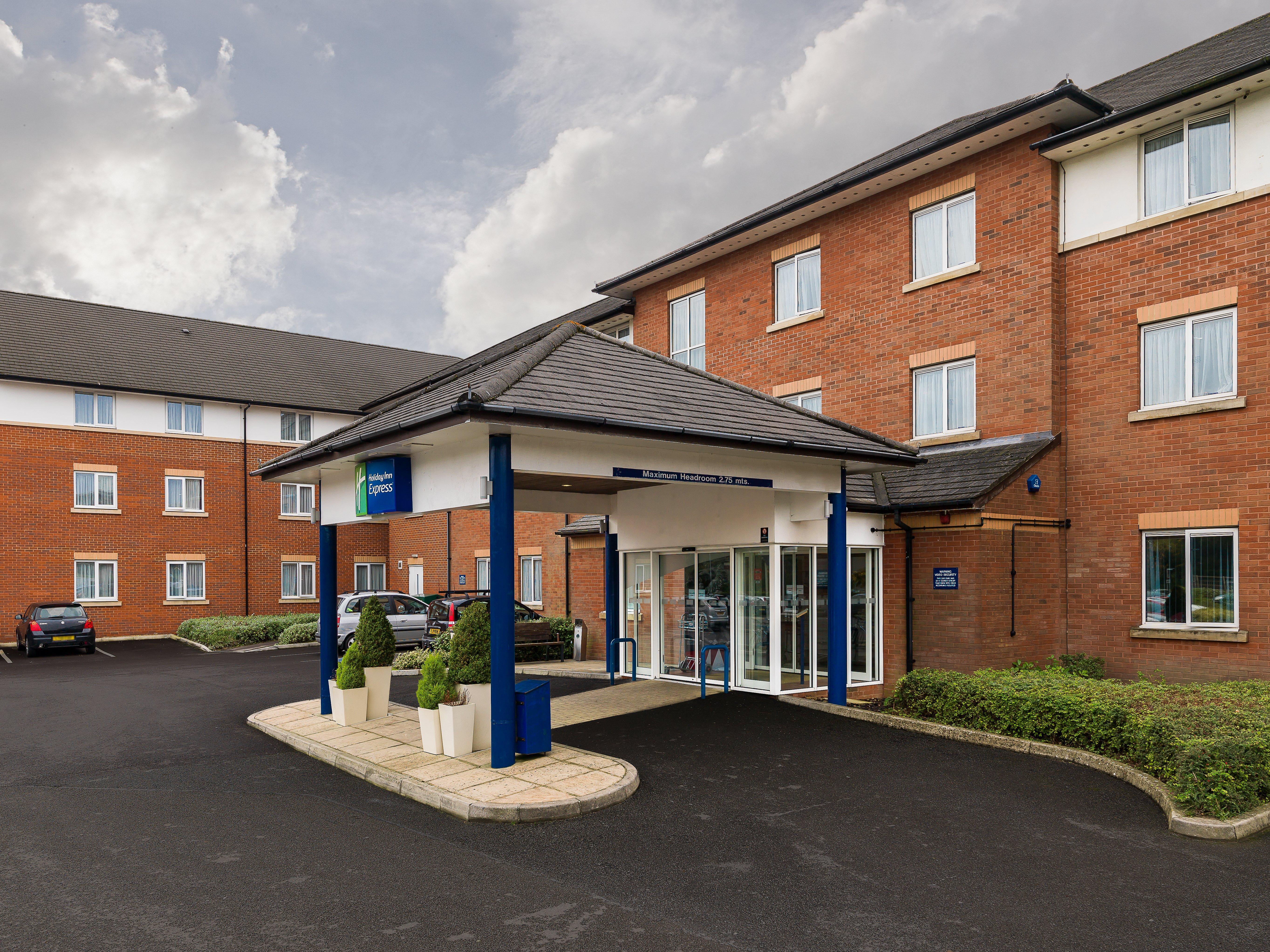 Holiday Inn Express London Gatwick Crawley, An Ihg Hotel Exteriér fotografie