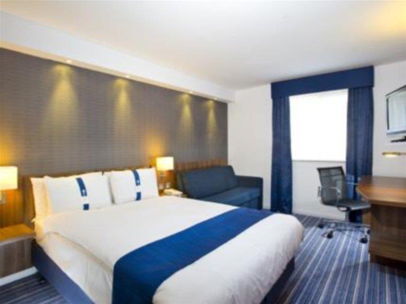 Holiday Inn Express London Gatwick Crawley, An Ihg Hotel Exteriér fotografie