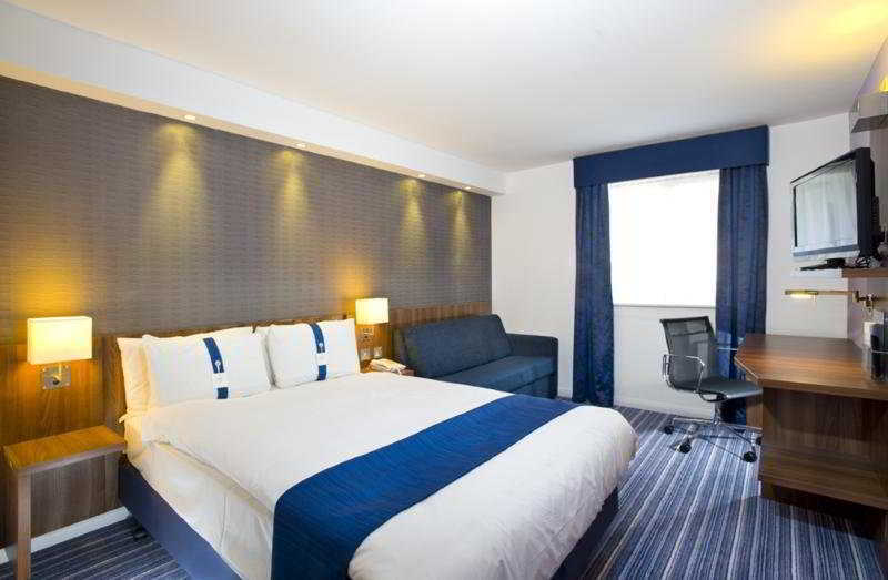 Holiday Inn Express London Gatwick Crawley, An Ihg Hotel Exteriér fotografie